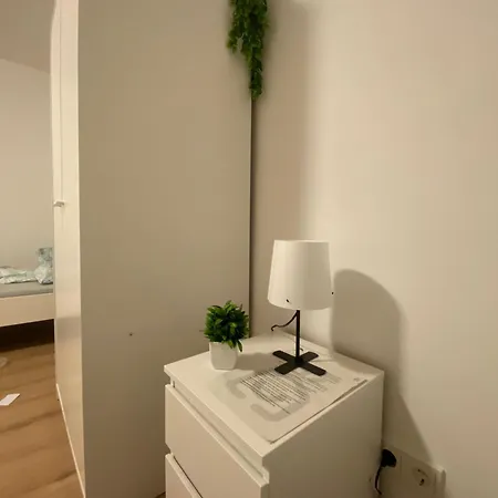 Apartamento Monteur- Und Ferienunterkunft Mannheim-wallstadt Mannheim